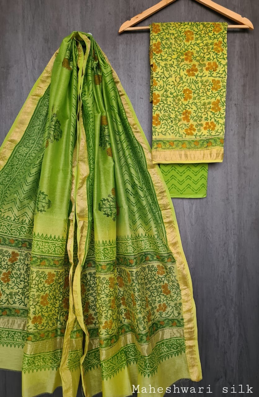 Pure Maheshwari Silk Unstitched Suit Set with Maheshwari Silk Dupatta with Zari Border ( Top, Bottom and Dupatta length 2.5 meter each) - 7